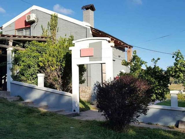 Cabañas Tatá &amp; La Emilia