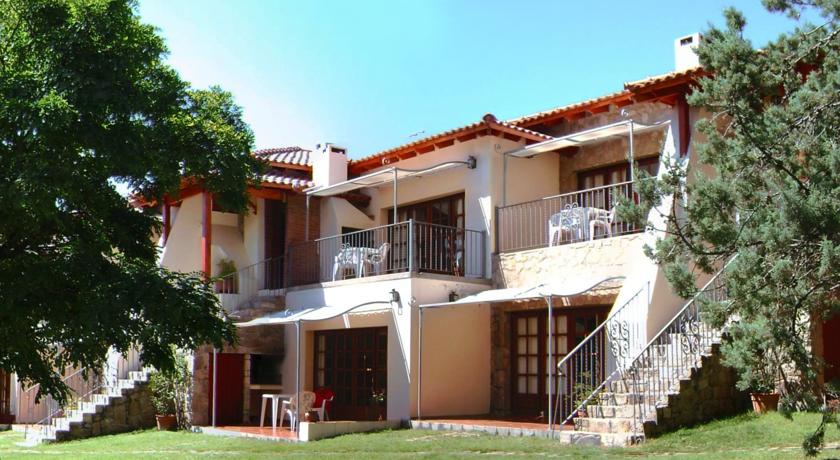 Costa Serrana Apart Hotel