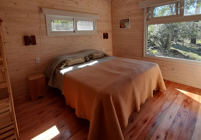 Dormitorio cama 1,60x 1,90 (Pequeña Ganesha)